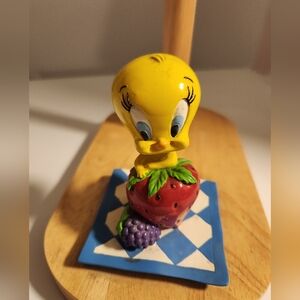 Vintage Warner Bros Tweety Paper Towel Holder Wooden/Resin Execllent Condition
